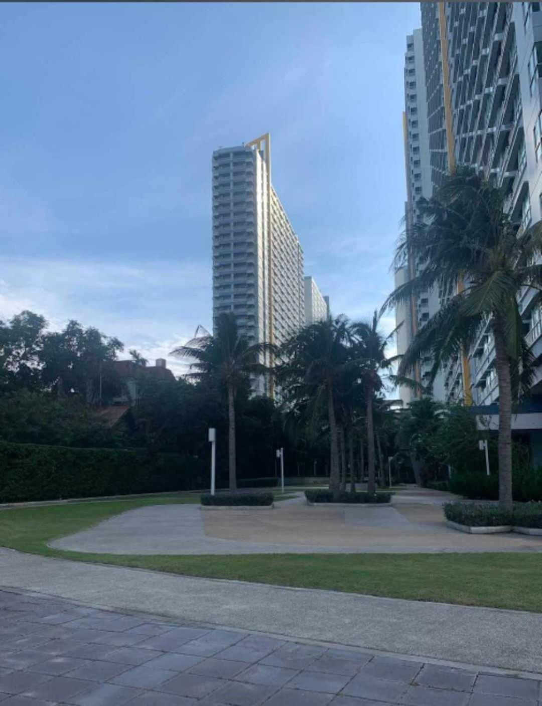Pangsapuri 2 ห้องนอน 2 ห้องน้ำ Seaview ชั้น18 Pantai Jomtien