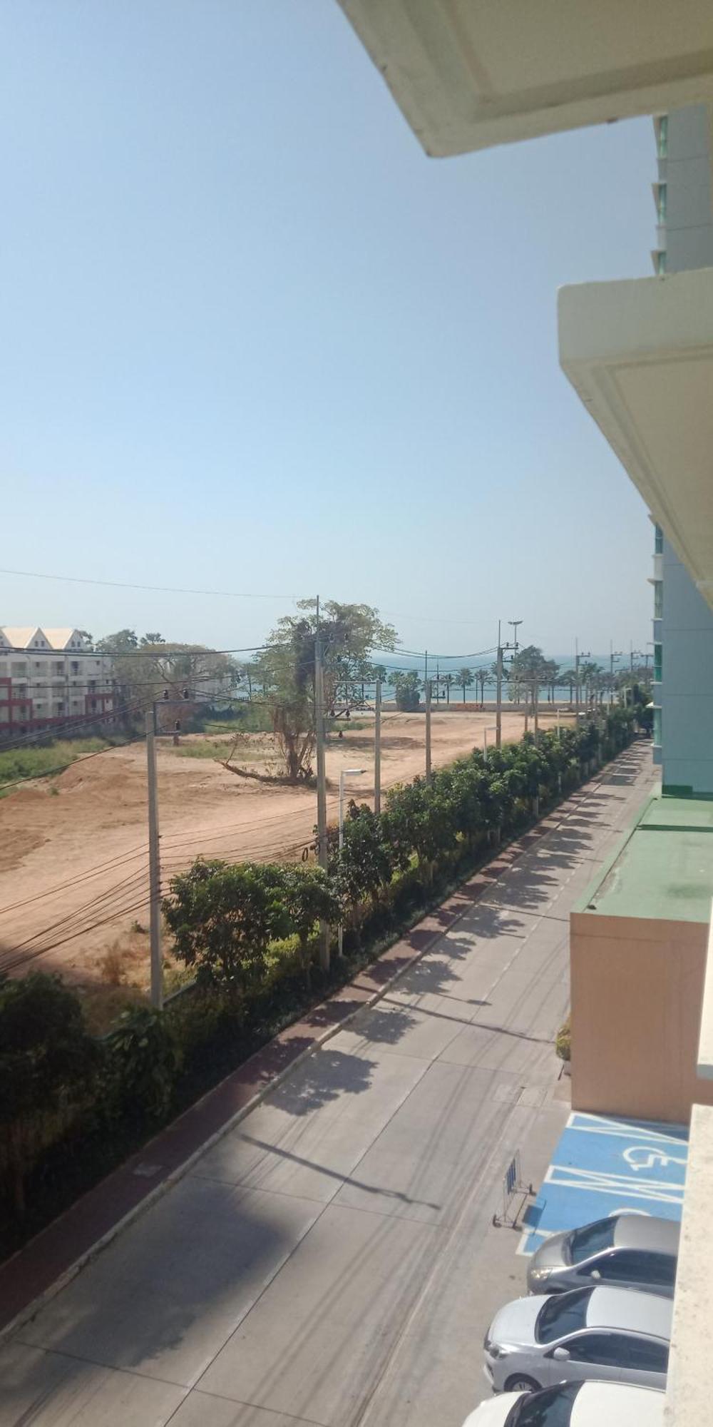 Pangsapuri 2 ห้องนอน 2 ห้องน้ำ Seaview ชั้น18 Pantai Jomtien