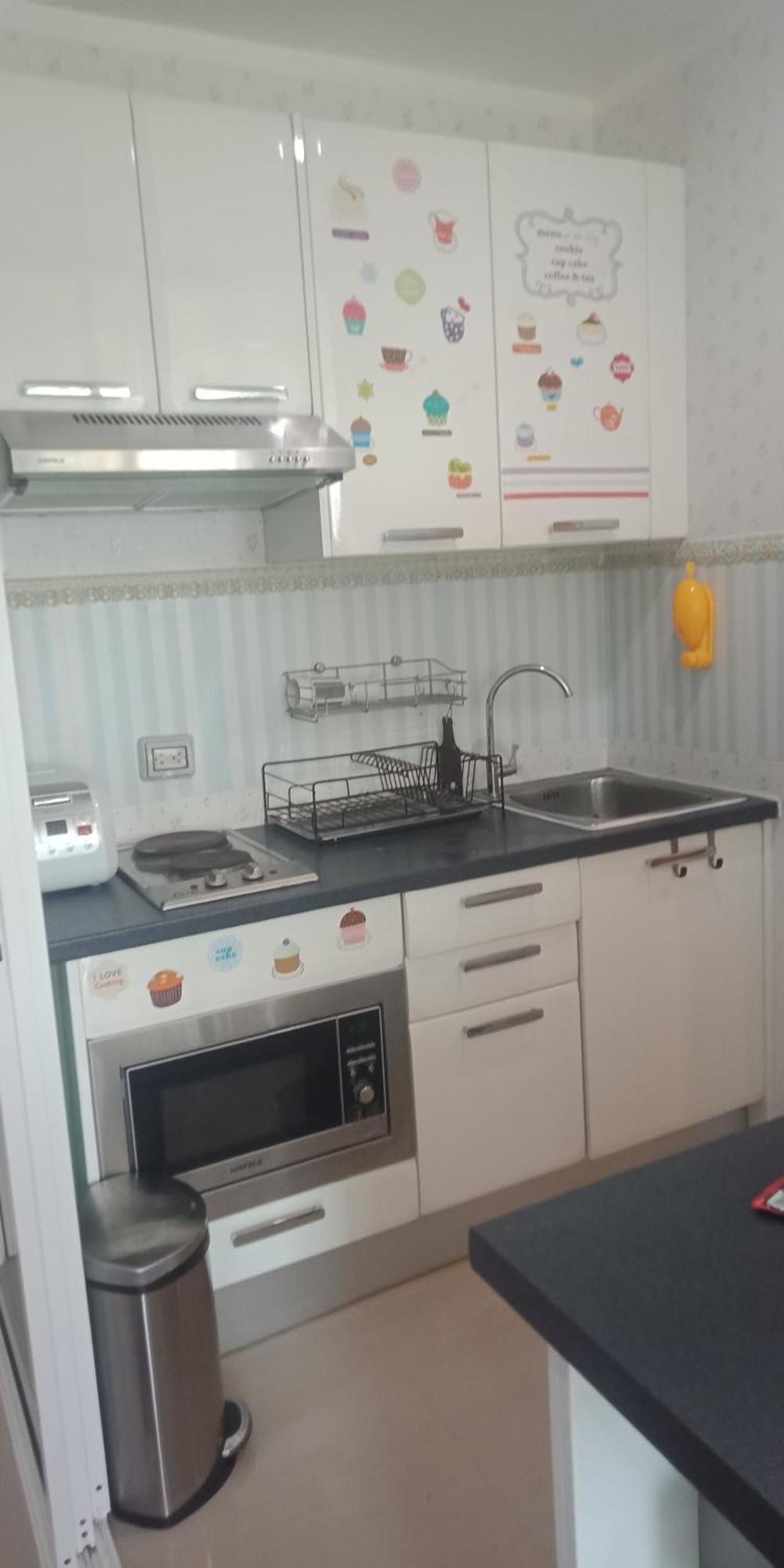 Pangsapuri 2 ห้องนอน 2 ห้องน้ำ Seaview ชั้น18 *